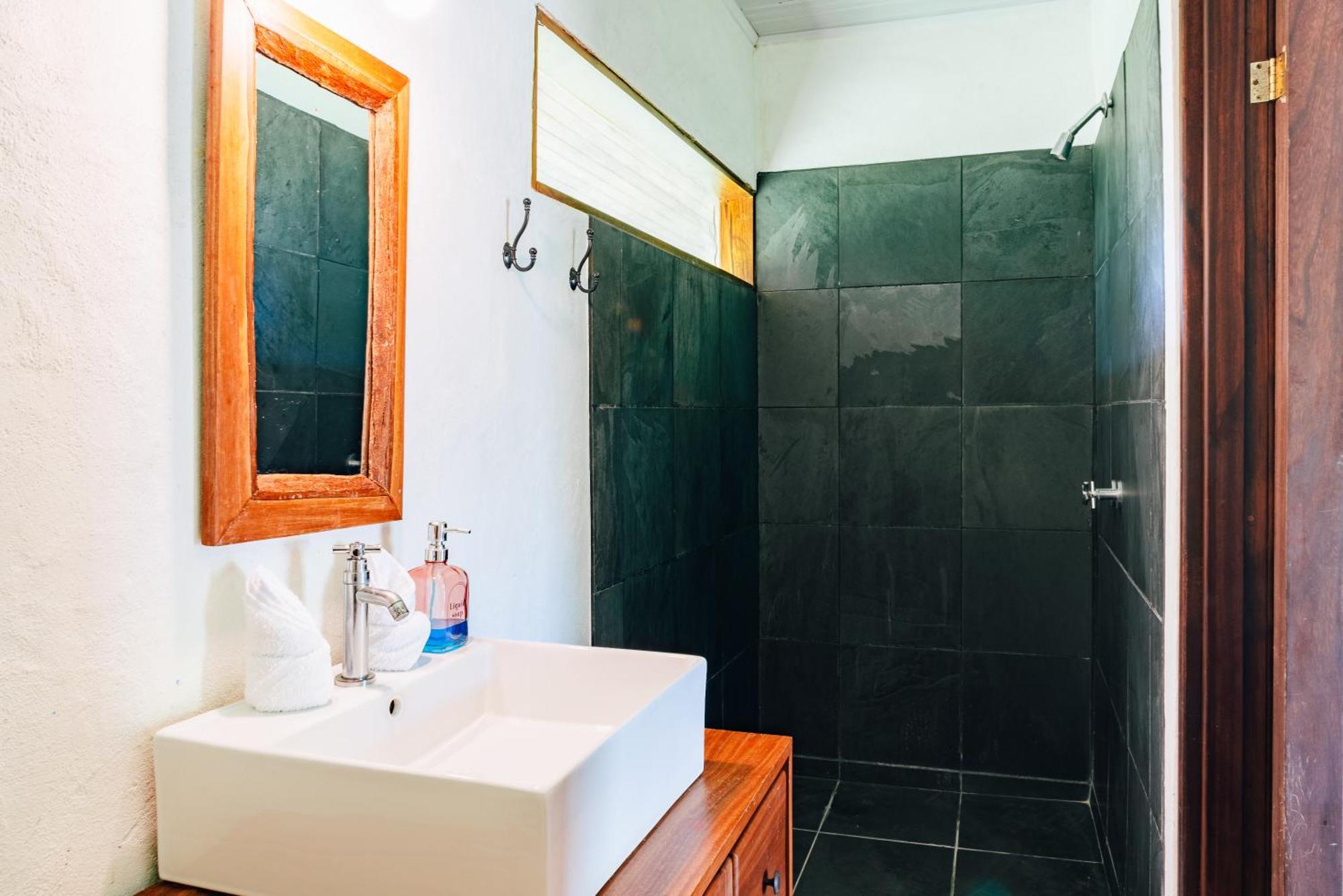 Villa Hacienda Mil Bellezas Quepos Zimmer foto
