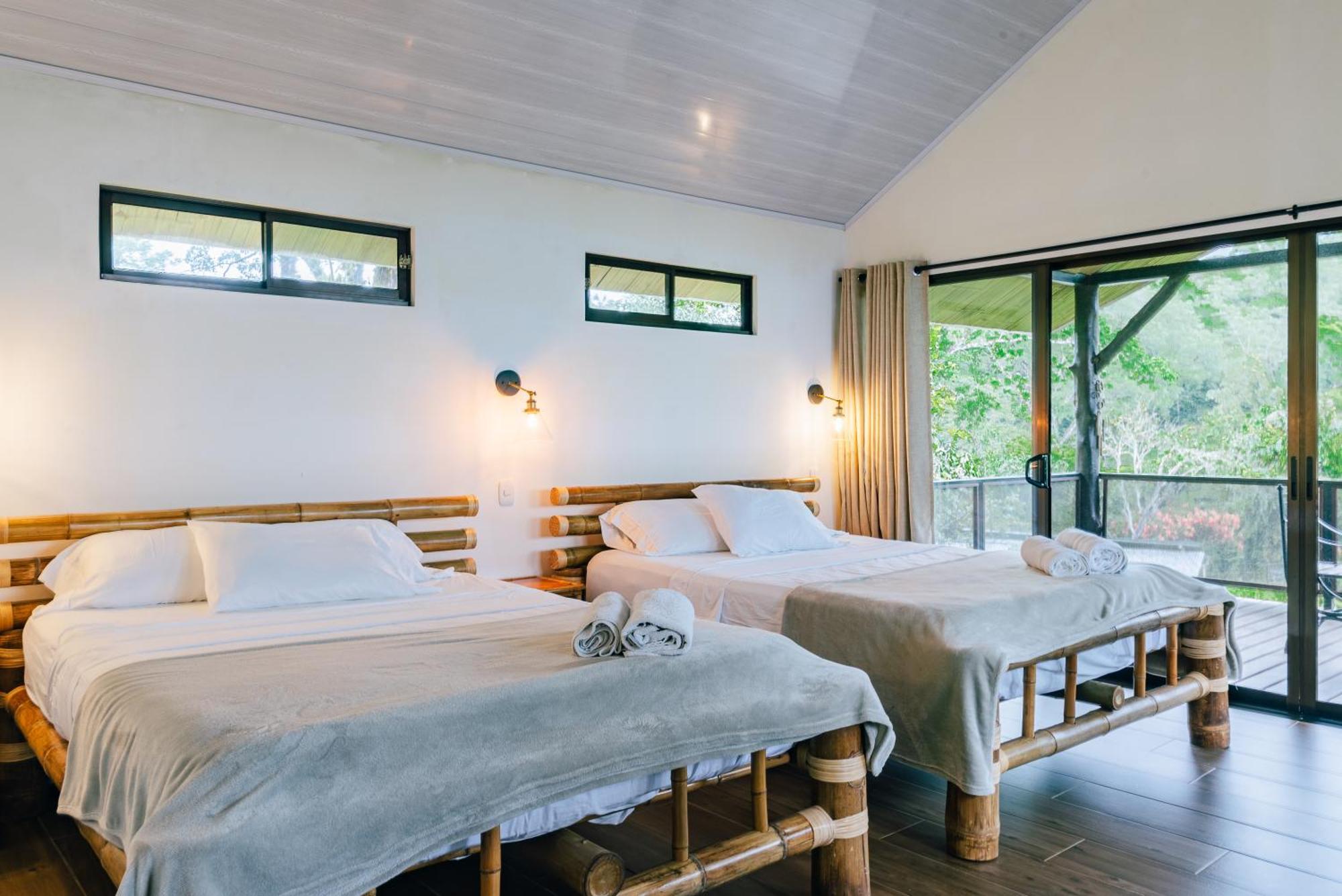 Villa Hacienda Mil Bellezas Quepos Zimmer foto